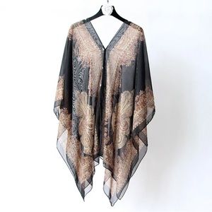 Poncho / Wrap / Coverup / Scarf